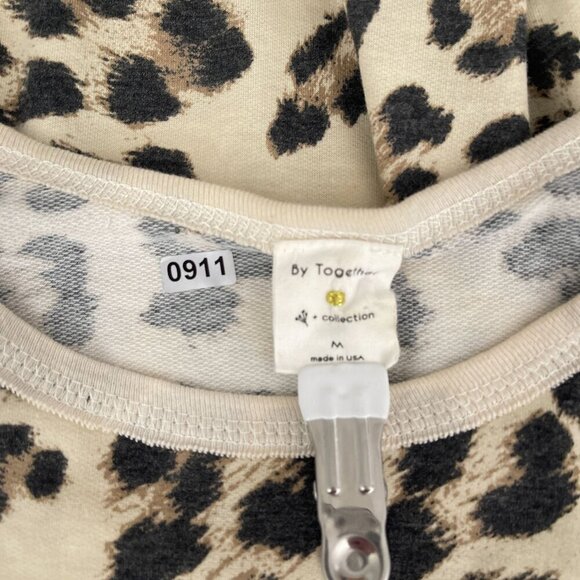 By Together Leopard Print Boxy Fit Long Sleeve Crewneck Sweatshirt Women M - Picture 6 of 10
